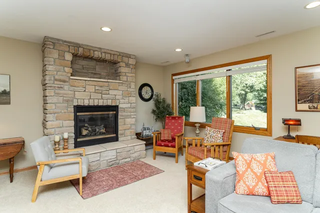 $550,000 | 3057 Scanlan Lane Northeast, Rochester, MN 55906