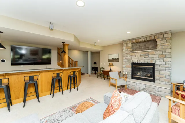 $550,000 | 3057 Scanlan Lane Northeast, Rochester, MN 55906