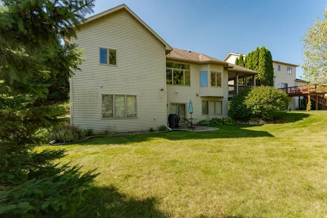 $550,000 | 3057 Scanlan Lane Northeast, Rochester, MN 55906