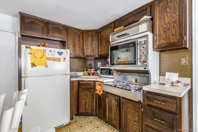$1,049,000 | 160-46 87th Street | Rockwood Park
