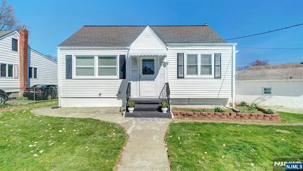 $525,000 | 34 Greenlawn Drive, Lodi, NJ 07644