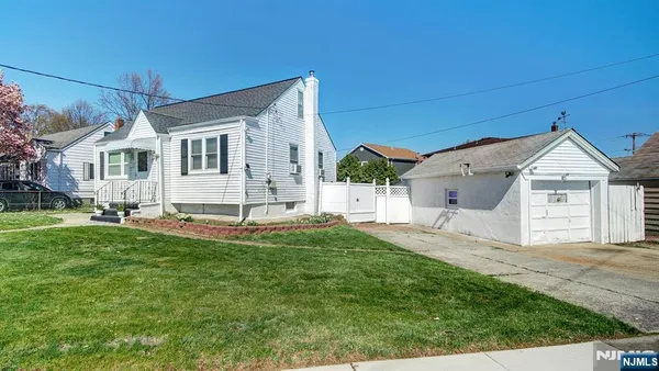 $525,000 | 34 Greenlawn Drive, Lodi, NJ 07644