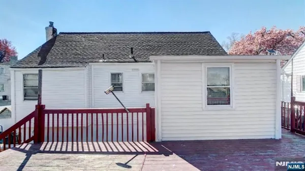 $525,000 | 34 Greenlawn Drive, Lodi, NJ 07644