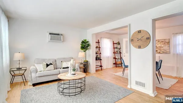 $525,000 | 34 Greenlawn Drive, Lodi, NJ 07644