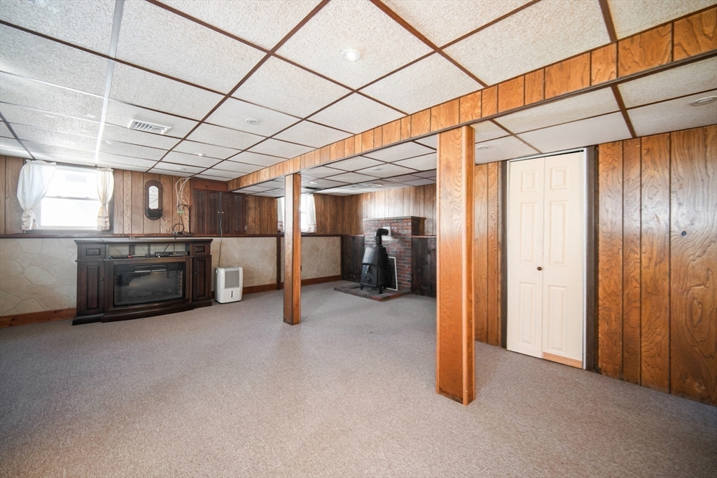 42 Sundin Road Weymouth, MA 02188 - Photo 12 of 20 Gallery Image 12