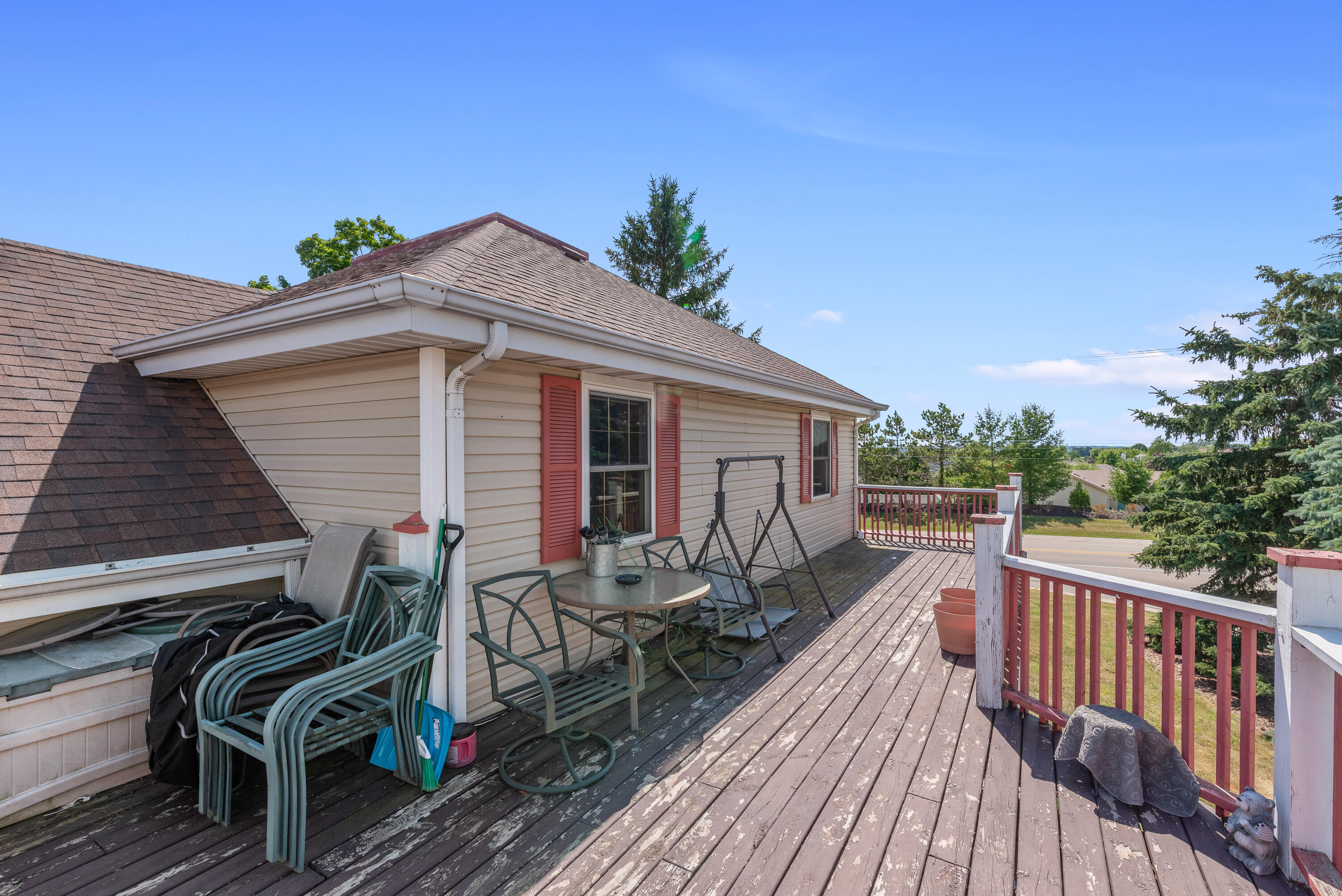 947 Broadmoore Drive, Unit 1702 Hartford, WI 53027 - Photo 15 of 16 947 Broadmoore Dr-14