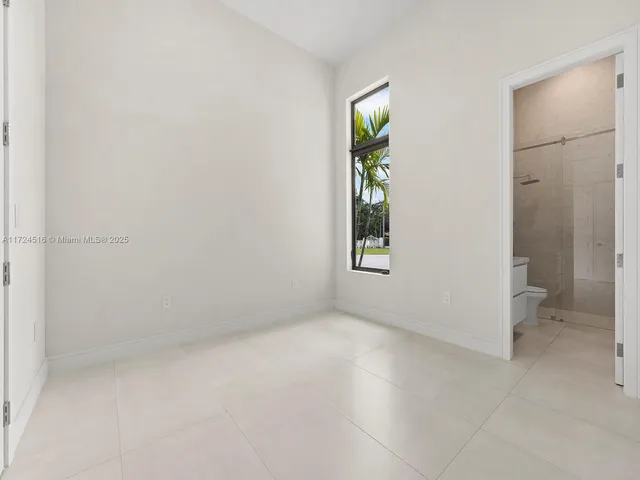 $4,500,000 | 12025 Southwest 46th Street, Miami, FL 33175