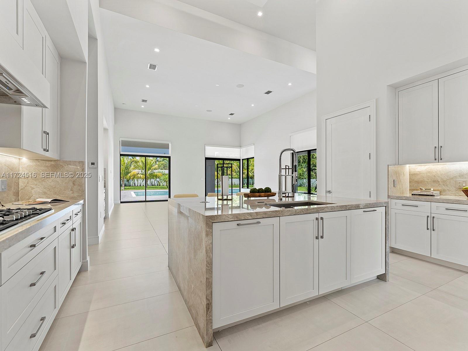 12025 Southwest 46th Street Miami, FL 33175 - Photo 10 of 45