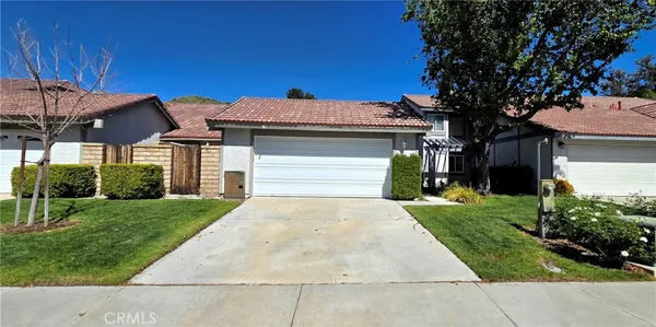 $3,100 | 15839 Ada Street, Canyon Country, CA 91387