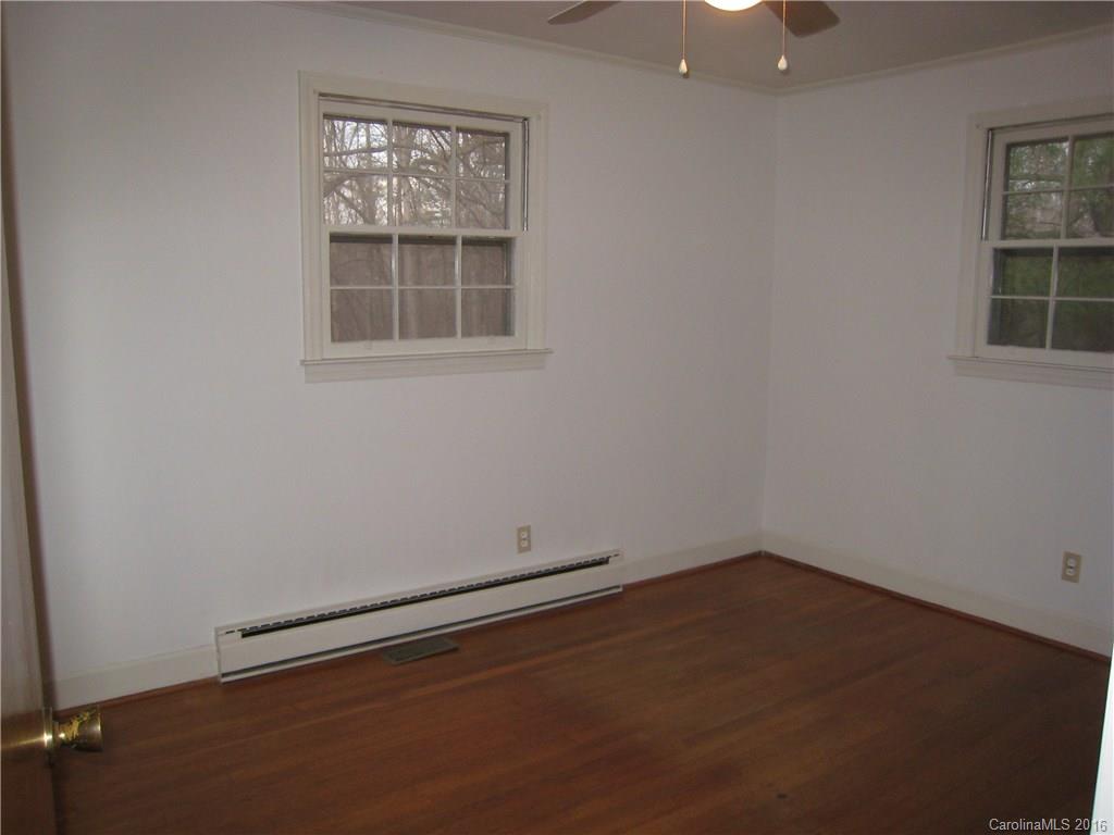 153 State Rd S-29-412 Fort Mill, SC 29707 - Photo 6 of 10 an empty room with a window