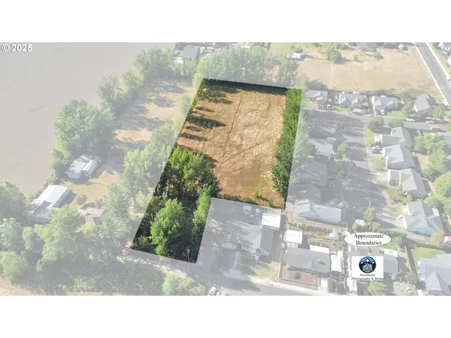 $425,000 | 950 Lasalle Street, Harrisburg, OR 97446