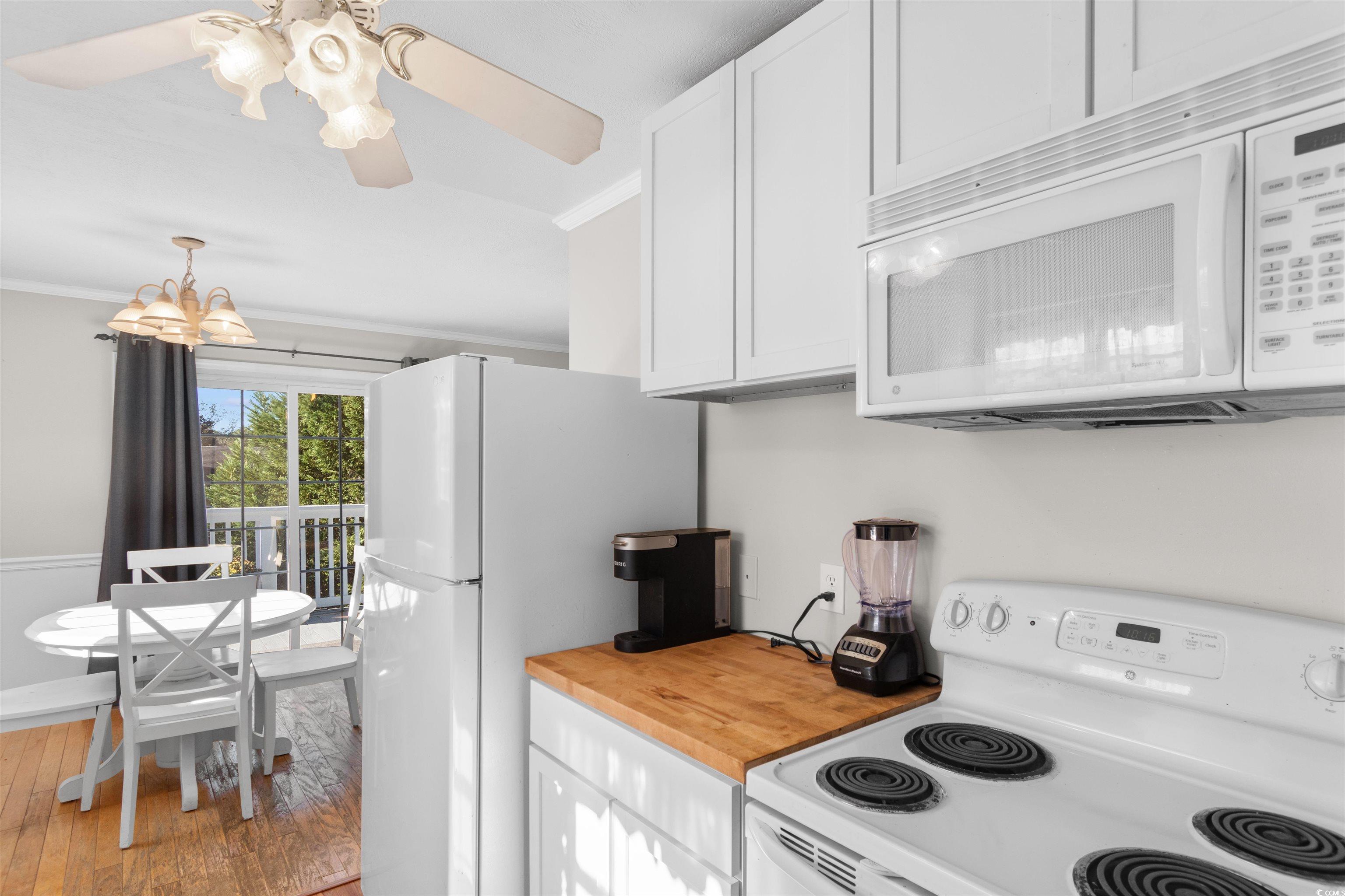 384 2nd Avenue South Murrells Inlet, SC 29576 - Photo 15 of 37