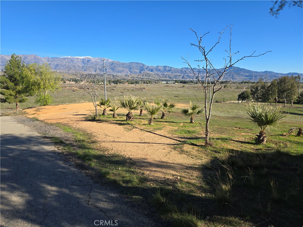 43145 Bob Cat Road Banning, CA 92220 - Photo 33 of 49 a view of a lake with a mountain