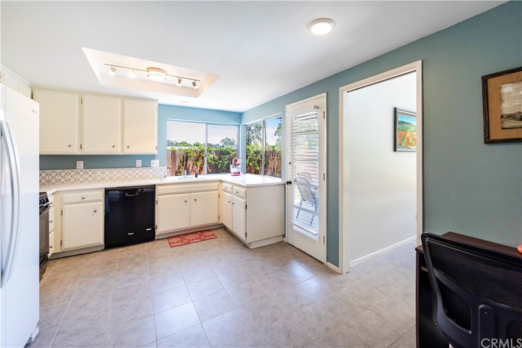 29951 Cactus Place Temecula, CA 92592 - Photo 16 of 53