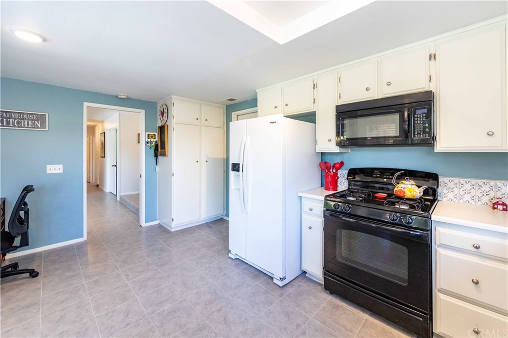 29951 Cactus Place Temecula, CA 92592 - Photo 17 of 53