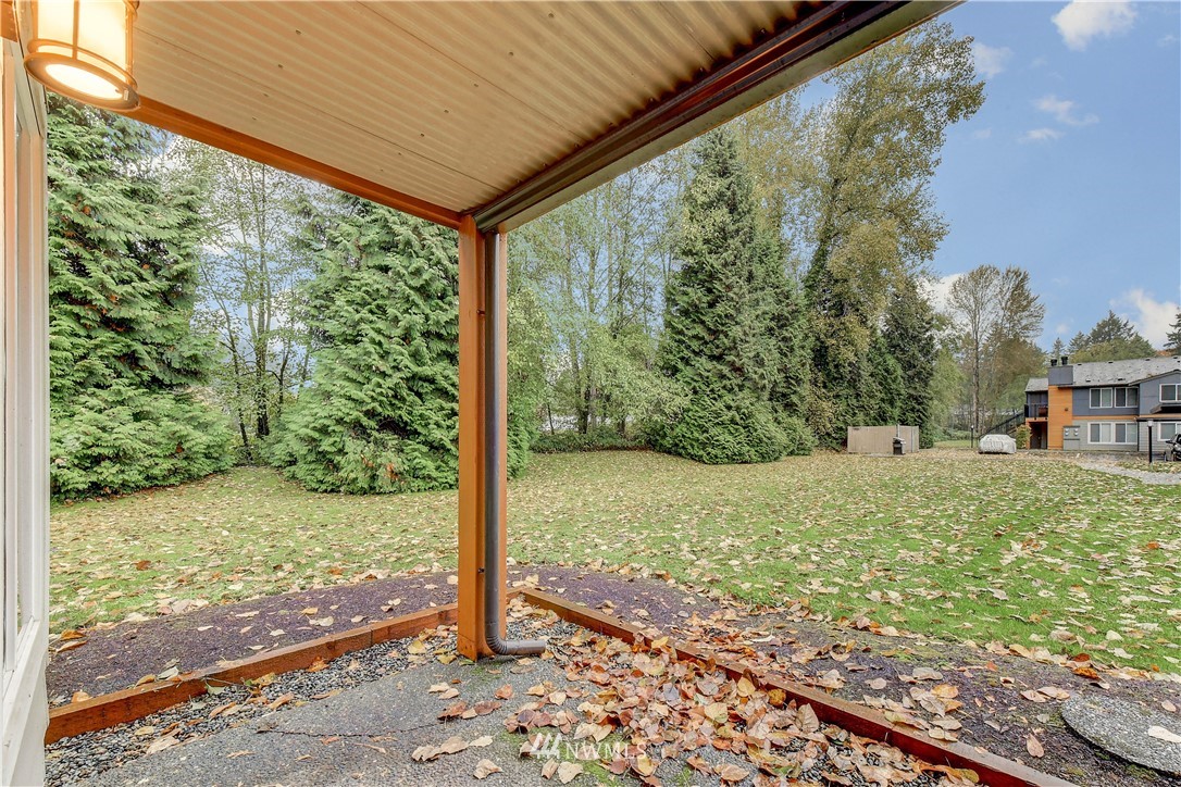 10831 Northeast 147th Lane, Unit R103 Bothell, WA 98011 - Photo 8 of 15