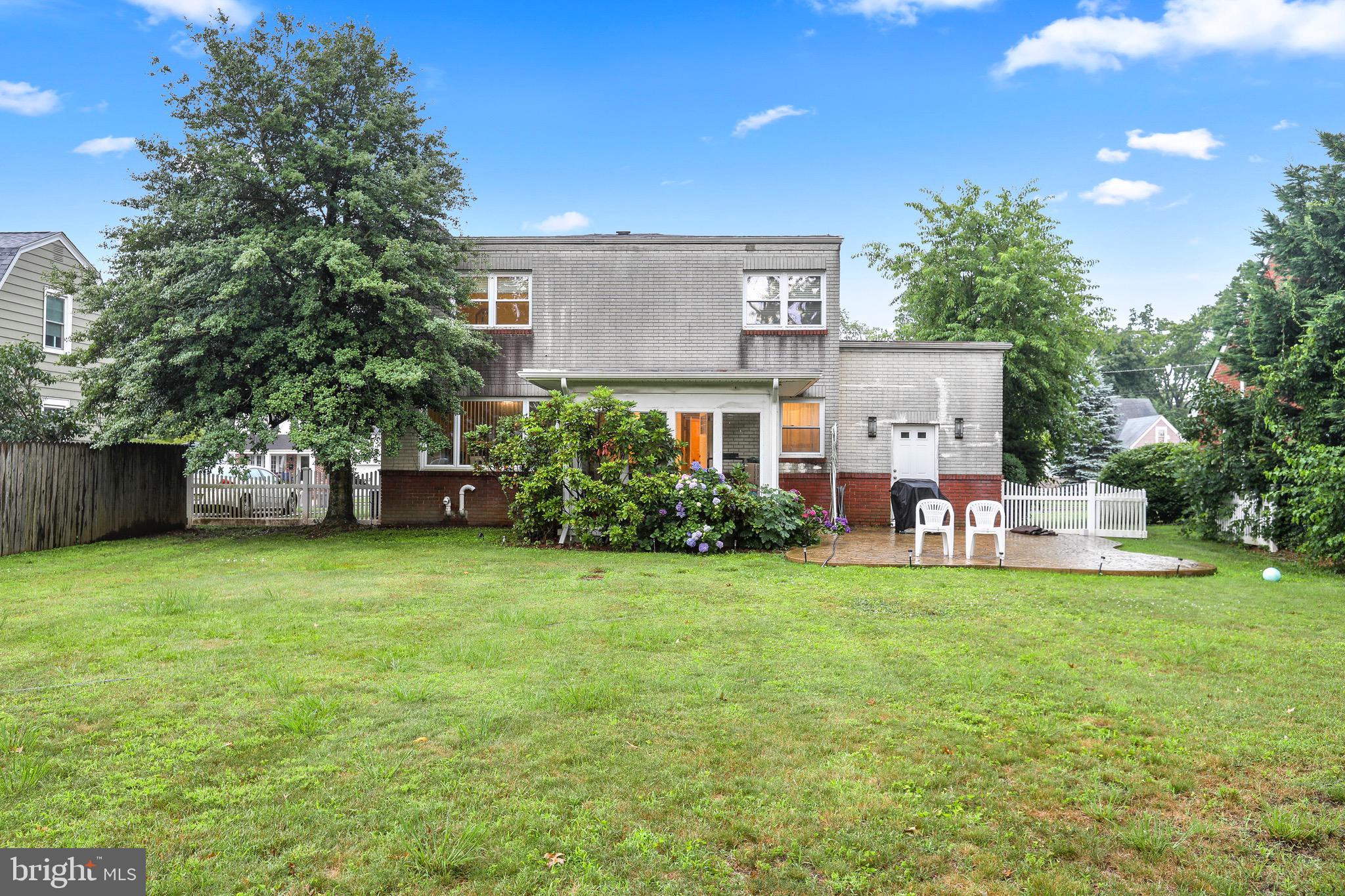 154 Sheridan Road Hamilton, NJ 08619 - Photo 1 of 20