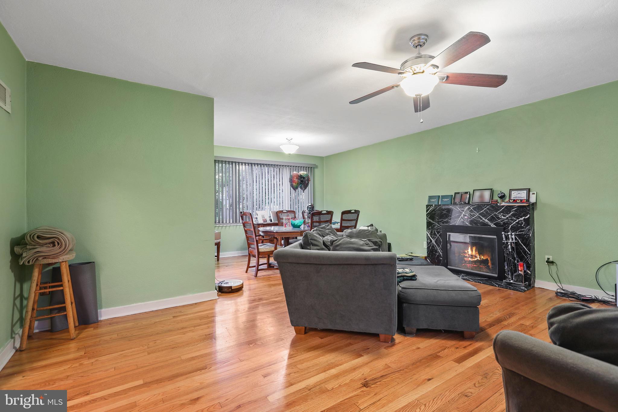 154 Sheridan Road Hamilton, NJ 08619 - Photo 4 of 20