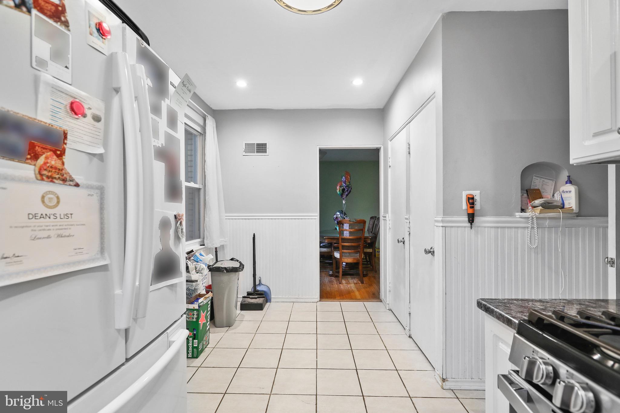 154 Sheridan Road Hamilton, NJ 08619 - Photo 9 of 20