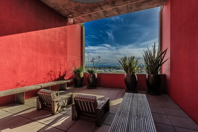 $685,000 | 311 Oak Street, Unit PH4, Oakland, CA 94607