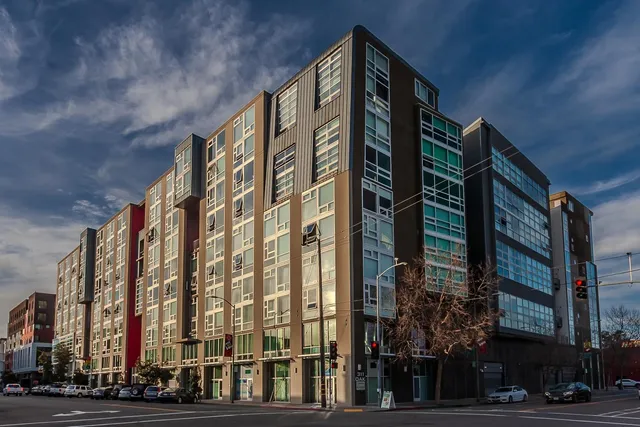 $685,000 | 311 Oak Street, Unit PH4, Oakland, CA 94607