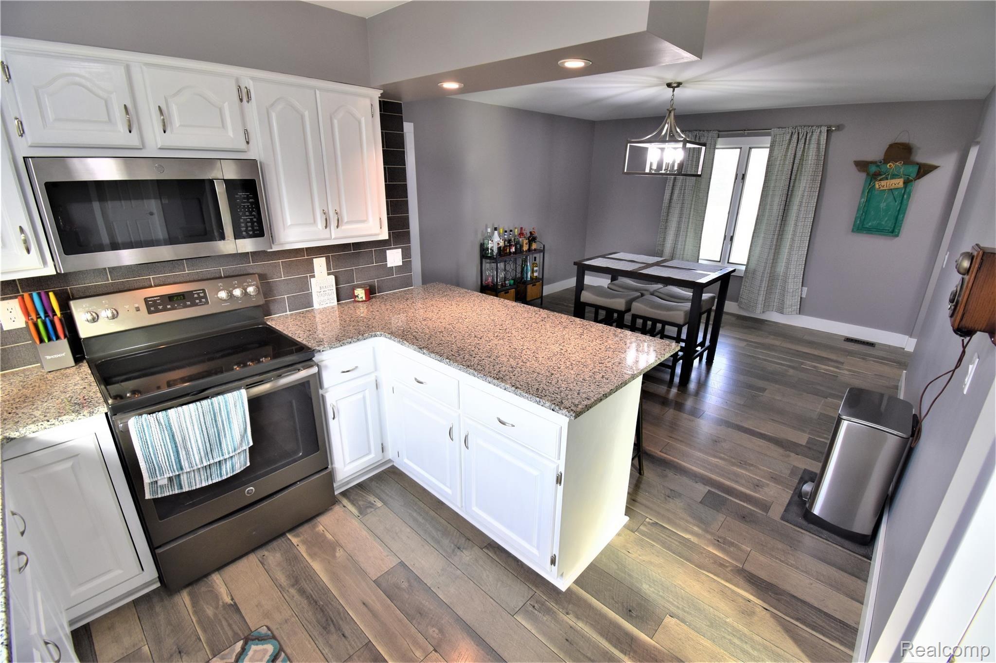75125 Omo Road Armada, MI 48005 - Photo 6 of 49 6.jpg