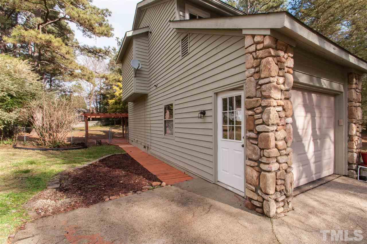 7200 Bluffside Court Raleigh, NC 27615 - Photo 20 of 25