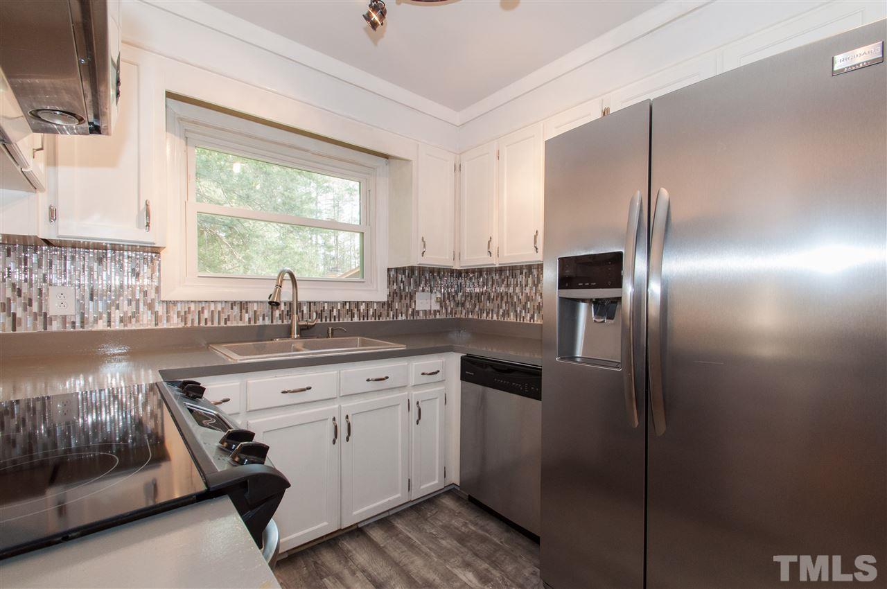 7200 Bluffside Court Raleigh, NC 27615 - Photo 7 of 25
