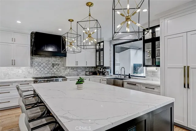 $4,599,000 | 1852 6th Street, Manhattan Beach, CA 90266