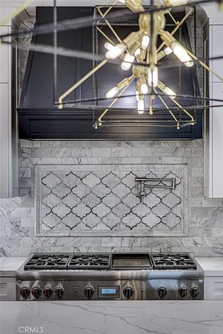 $4,599,000 | 1852 6th Street, Manhattan Beach, CA 90266