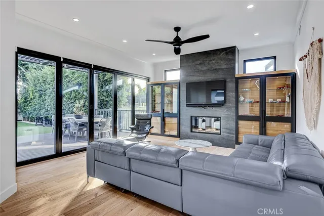 $4,599,000 | 1852 6th Street, Manhattan Beach, CA 90266