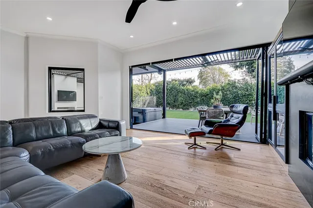 $4,599,000 | 1852 6th Street, Manhattan Beach, CA 90266