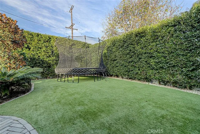 $4,599,000 | 1852 6th Street, Manhattan Beach, CA 90266