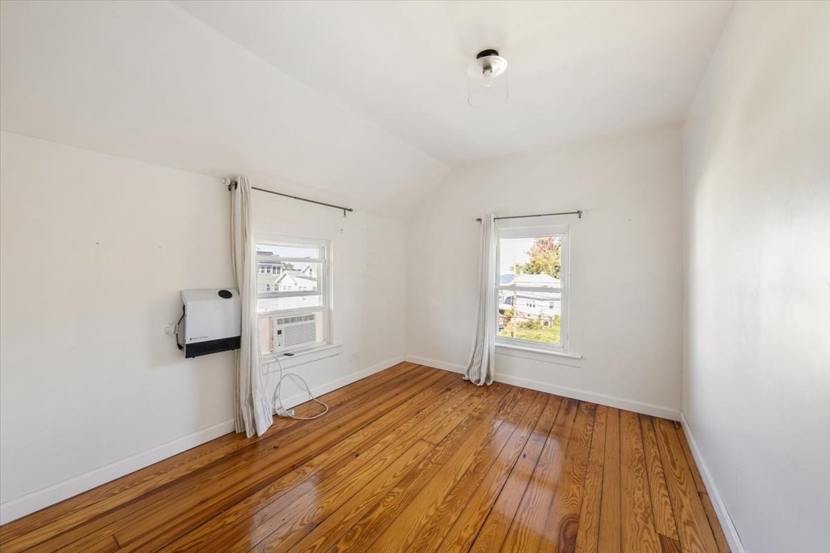 41 Massasoit Road Weymouth, MA 02191 - Photo 20 of 39 Gallery Image 20