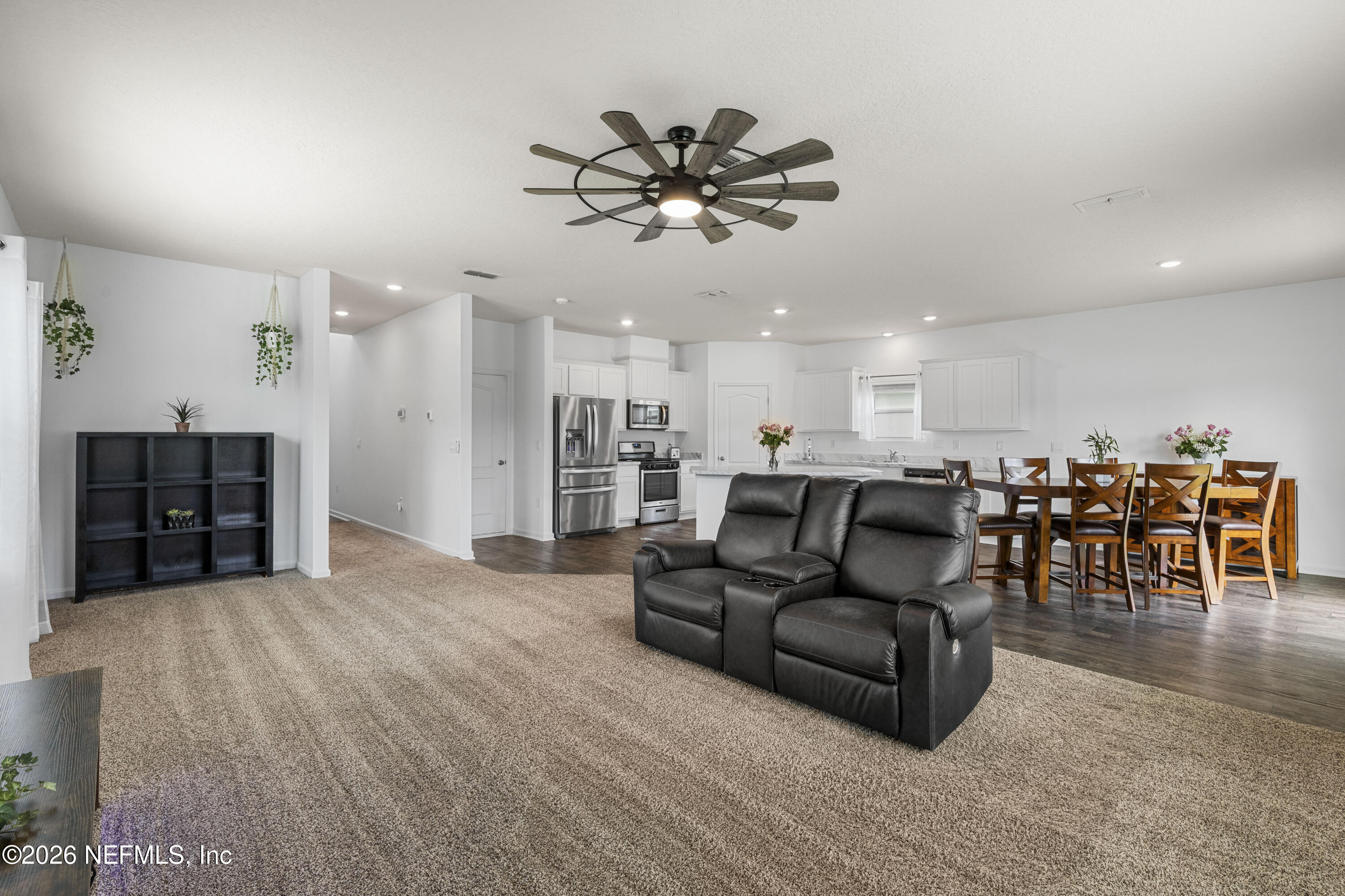 266 Caminha Road St. Augustine, FL 32084 - Photo 16 of 65 15 Living Room