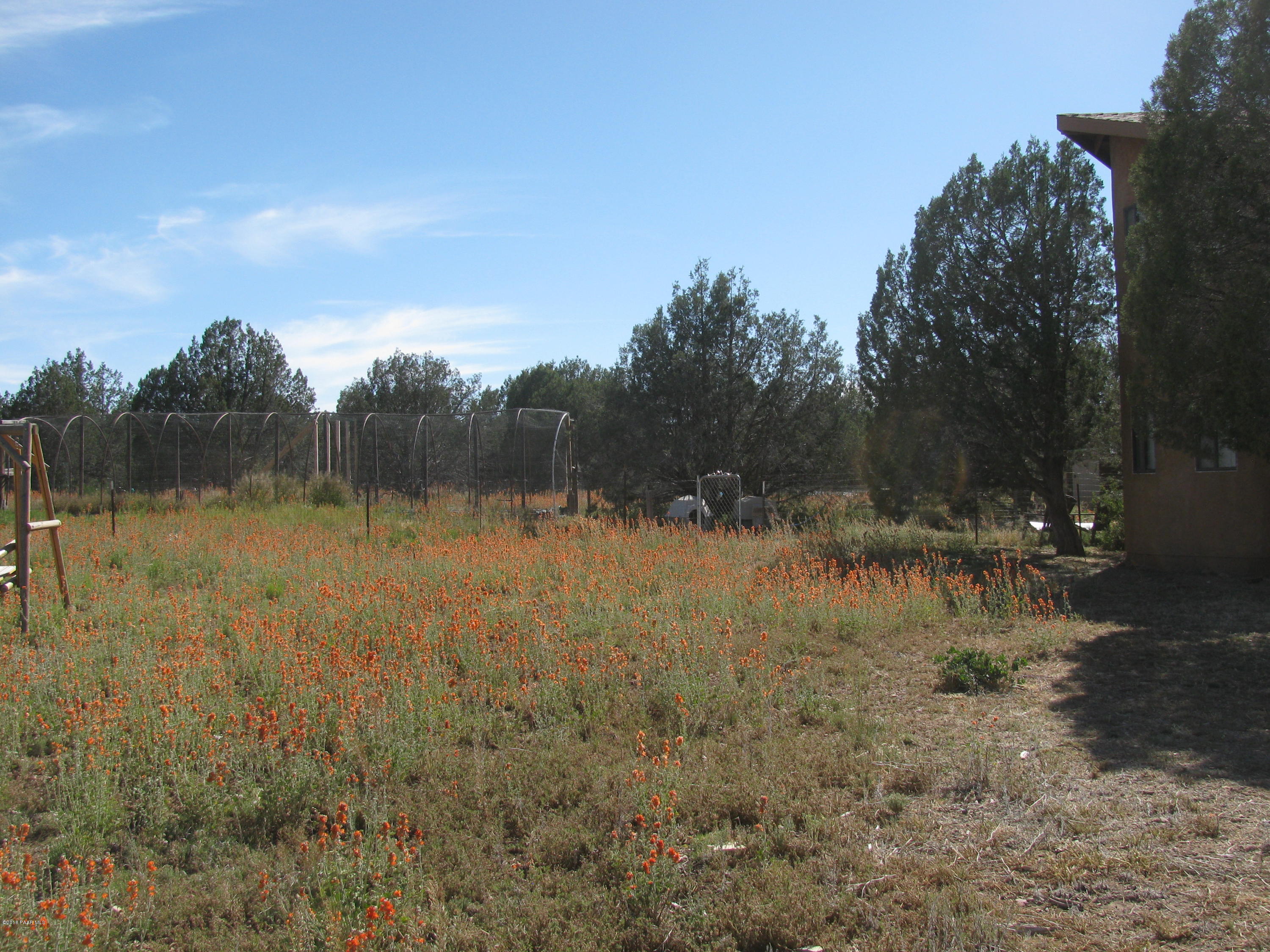 281 Bullock Road Ash Fork, AZ 86320 - Photo 27 of 34 Garden & Dog Run