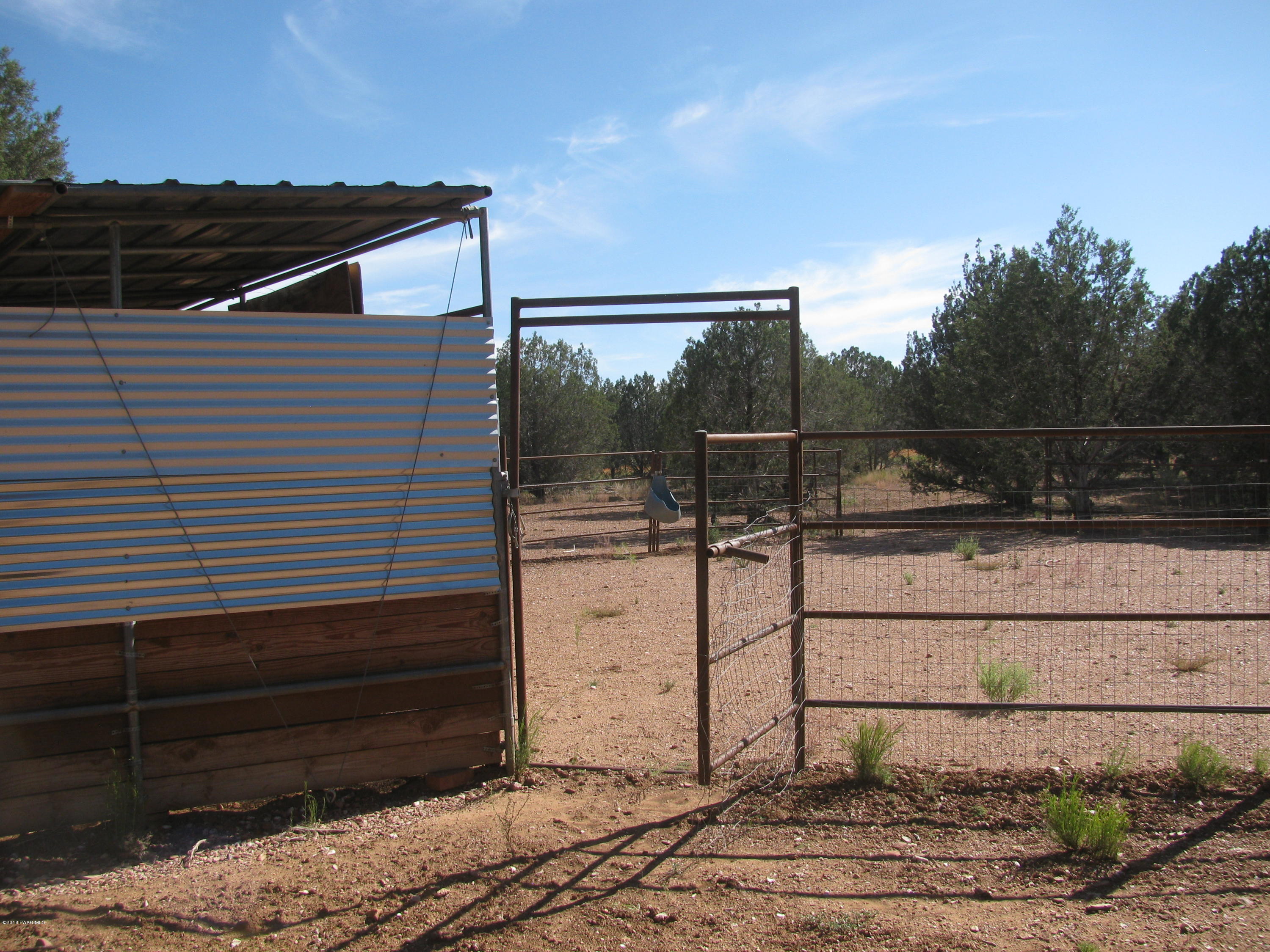 281 Bullock Road Ash Fork, AZ 86320 - Photo 28 of 34 Horse Stalls & turn out arena