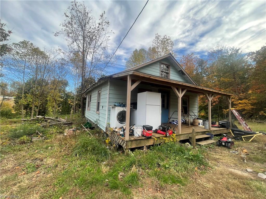 5445 Congo Road Wilkesboro, NC 28697 - Photo 9 of 11