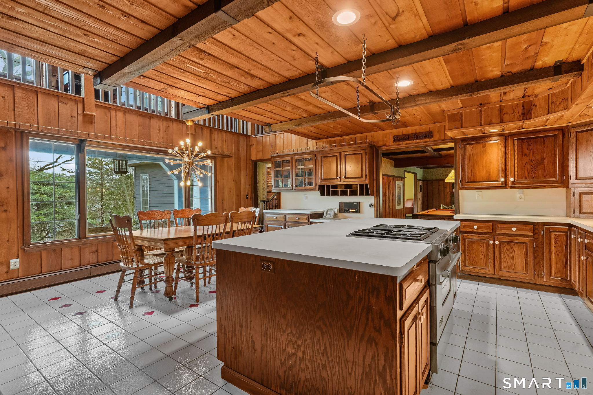 250 Tanglewood Road Stratford, CT 06614 - Photo 19 of 35