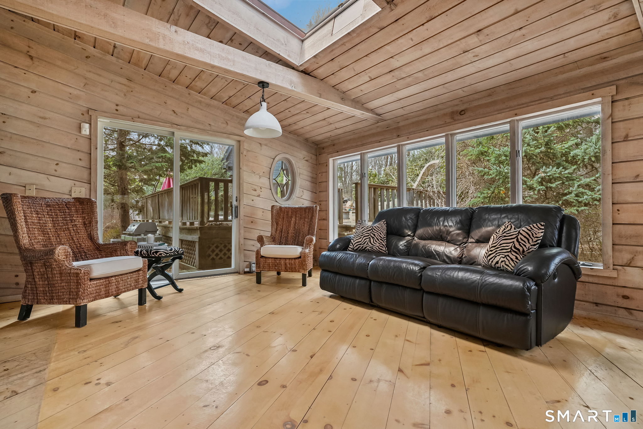 250 Tanglewood Road Stratford, CT 06614 - Photo 6 of 35