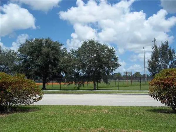 $2,100 | 13717 Yarmouth Drive, Unit B, Wellington, FL 33414