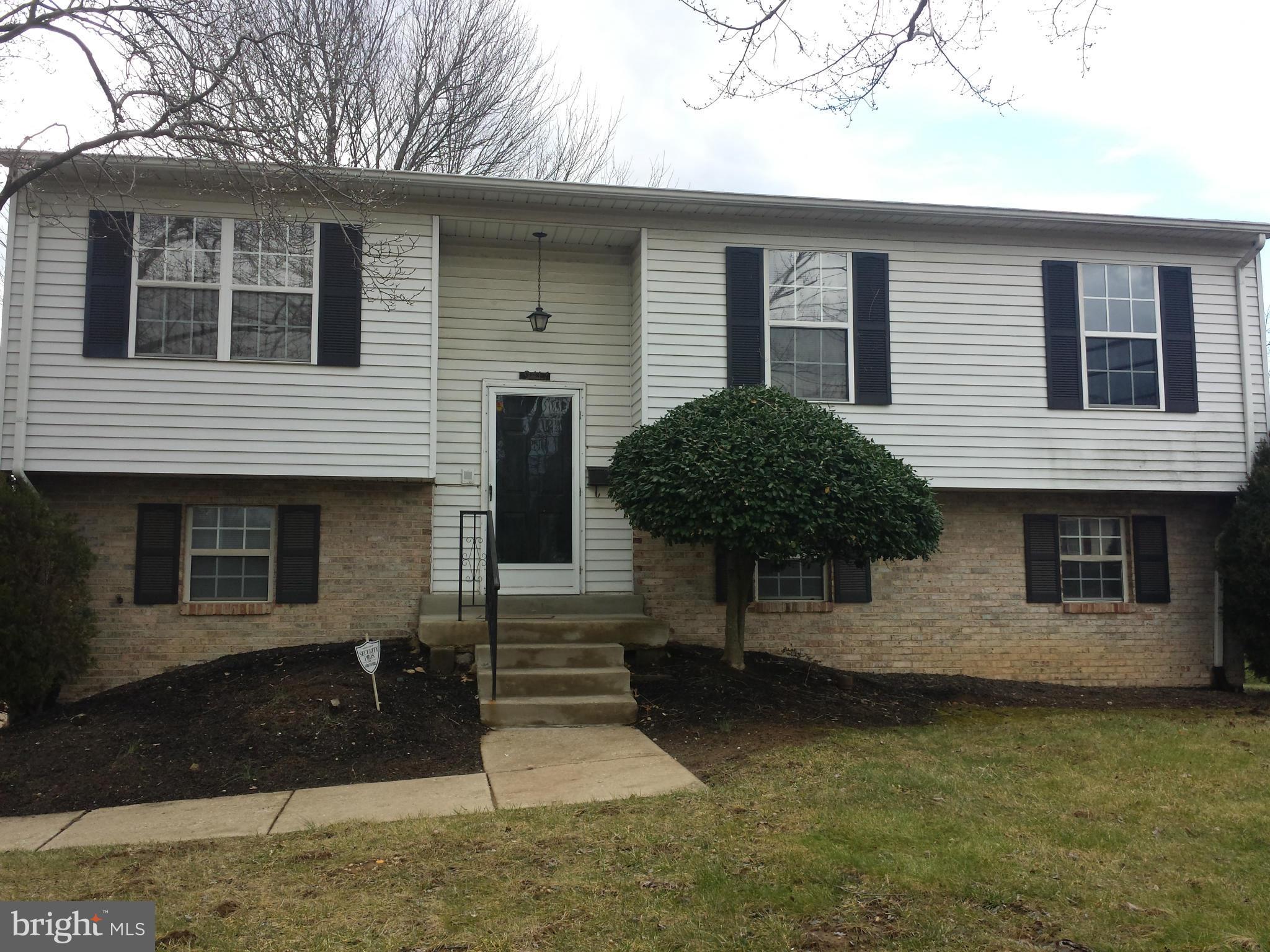 9417 Ardwick Ardmore Road Springdale, MD 20706 - Photo 1 of 9 Exterior (Front)