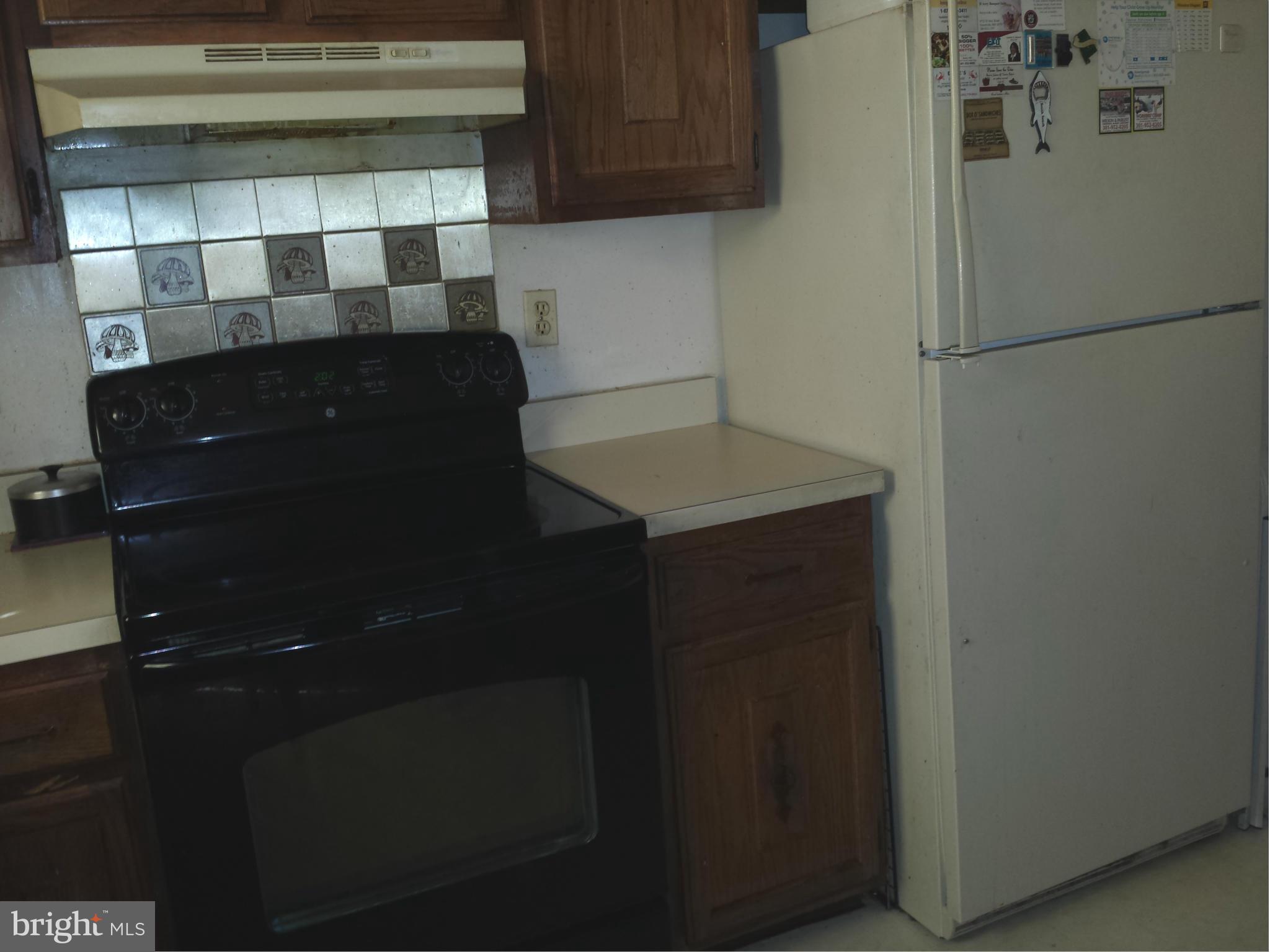 9417 Ardwick Ardmore Road Springdale, MD 20706 - Photo 5 of 9 Kitchen
