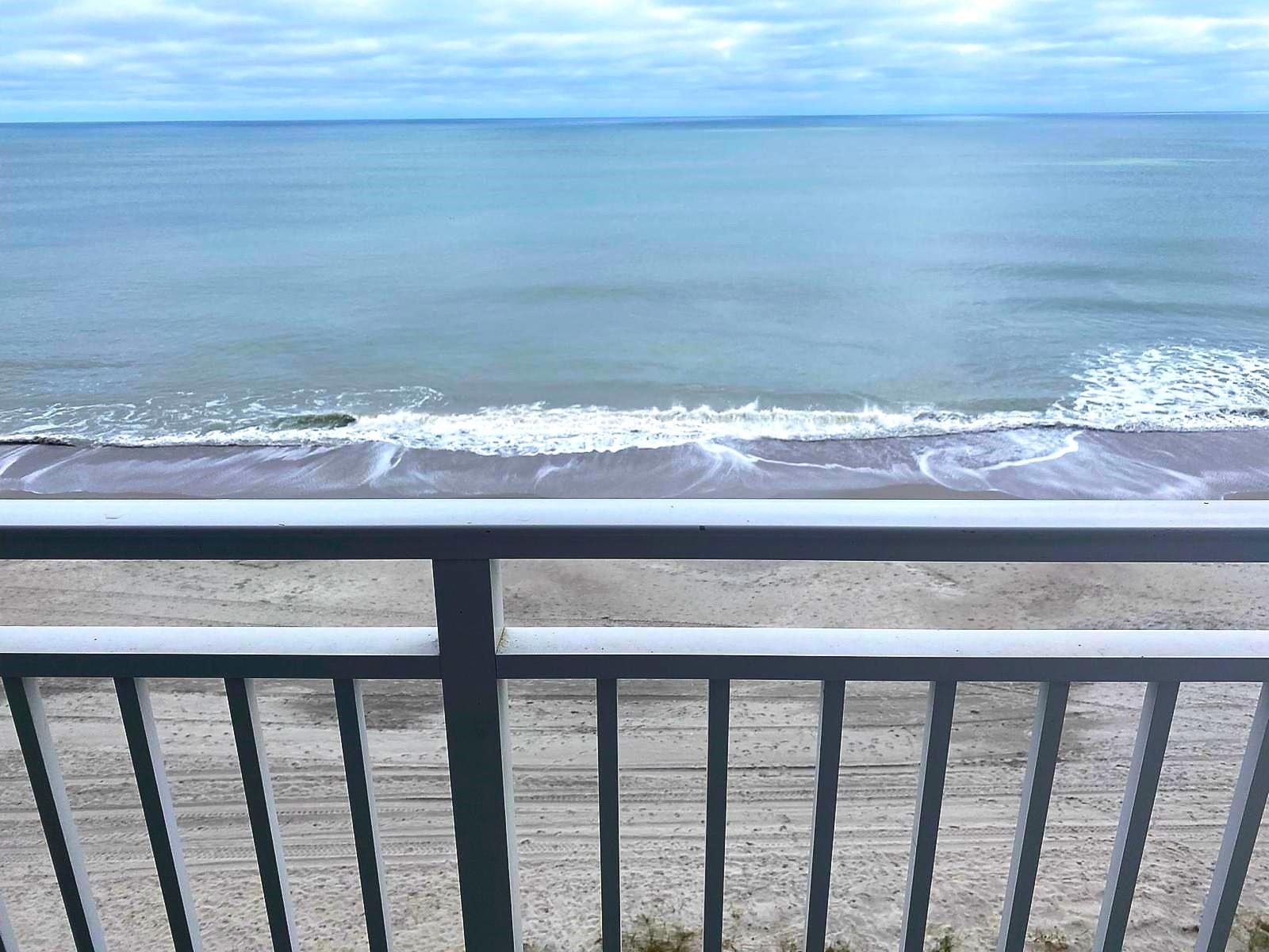 1207 South Ocean Boulevard, Unit 20809 Myrtle Beach, SC 29577 - Photo 4 of 19 View of water feature