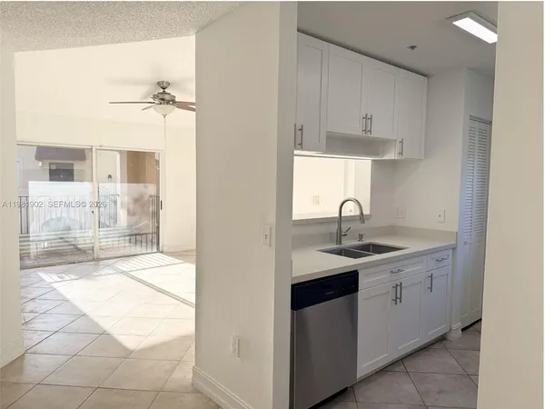 $2,100 | 2081 Renaissance Boulevard, Unit 208, Miramar, FL 33025