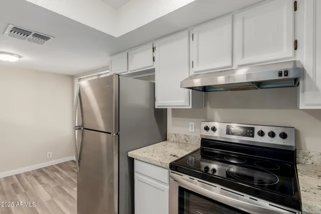 $249,900 | 1077 West 1st Street, Unit 205, Tempe, AZ 85281