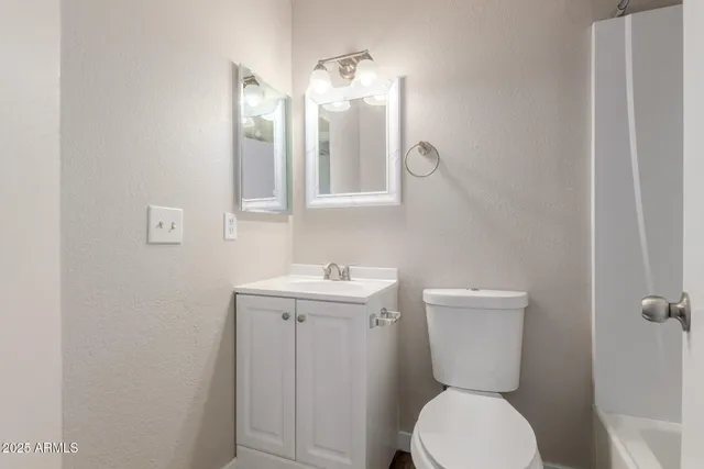 $249,900 | 1077 West 1st Street, Unit 205, Tempe, AZ 85281