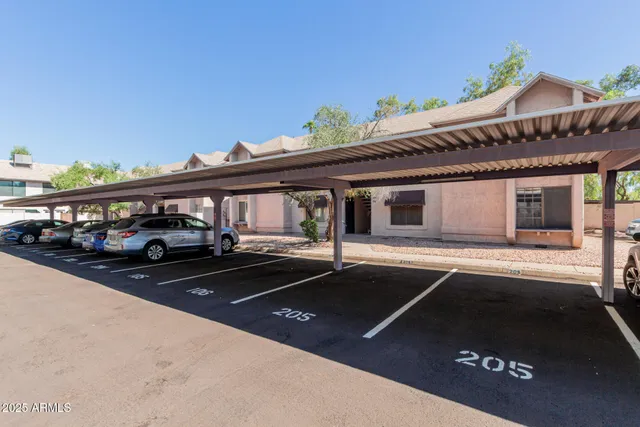 $249,900 | 1077 West 1st Street, Unit 205, Tempe, AZ 85281