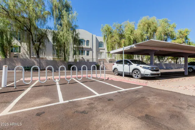 $249,900 | 1077 West 1st Street, Unit 205, Tempe, AZ 85281