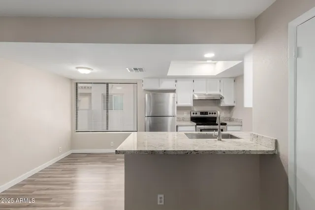 $249,900 | 1077 West 1st Street, Unit 205, Tempe, AZ 85281